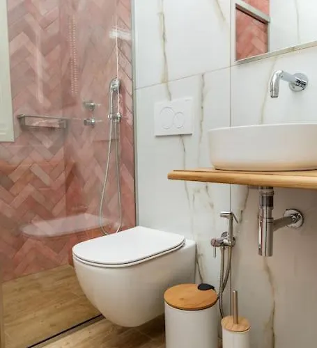 100 Steps - Serenity